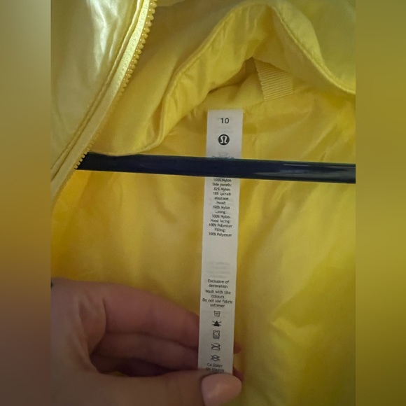 Lululemon Another Mile Jacket ππ - Picture 7 of 7